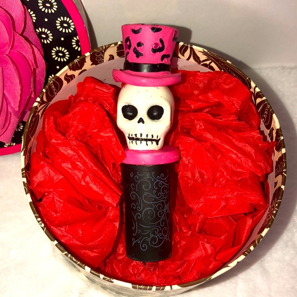 Sugar Skull Wine Cork Bottle Stopper - Picture 2 of 5